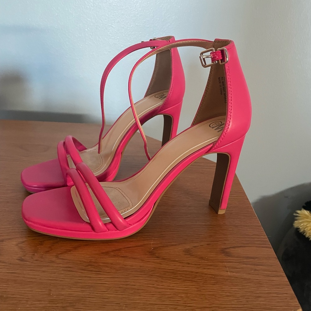 Hot Pink Heels